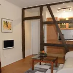 Reisekultouren شقة *